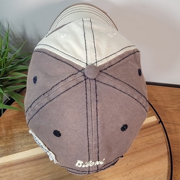 Hard Rock Cafe Biloxi Distressed Ball Cap - Picture 9 of 17